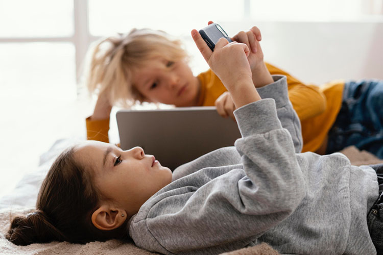 В России планируется выпуск специальных детских сим-карт с расширенным родительским контролем