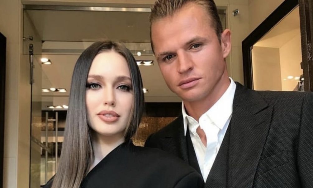 Дмитрий Тарасов грубо отчитал свою жену, родившую ему четырех детей 