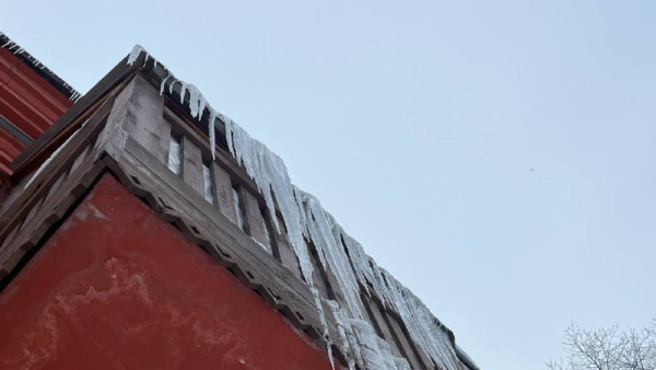 Умный глаз над городом: в Самаре с помощью ИИ будут штрафовать за сосульки на крышах и грязные дворы