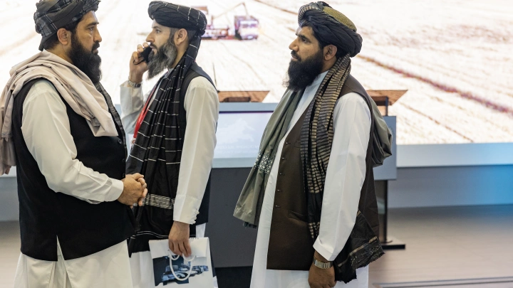 Талибы и Берлин тайно торгуются: Германия готова сдать афганцев в обмен на ресурсы?