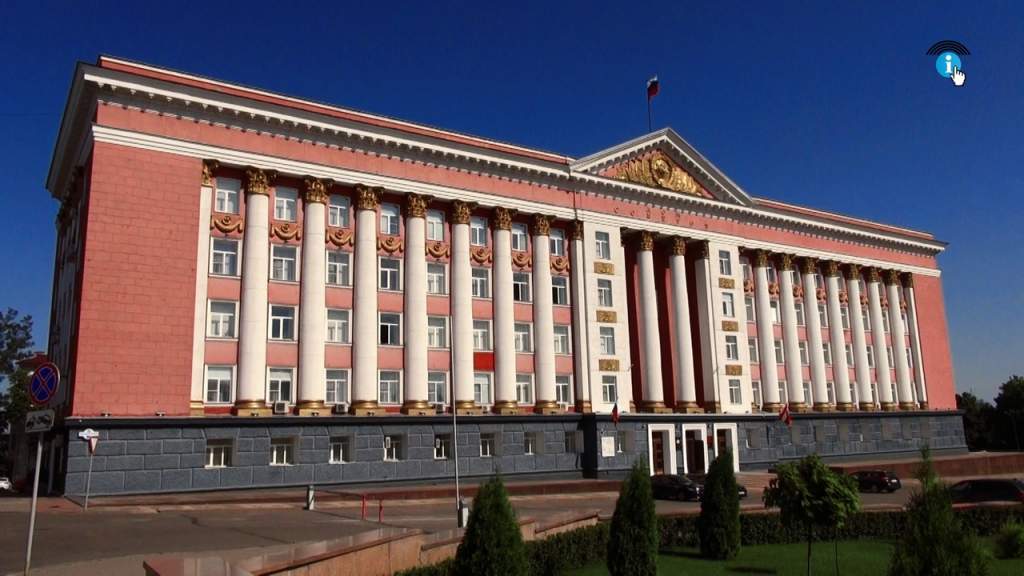 В Курской области в ПВР в Железногорске находятся 500 жителей