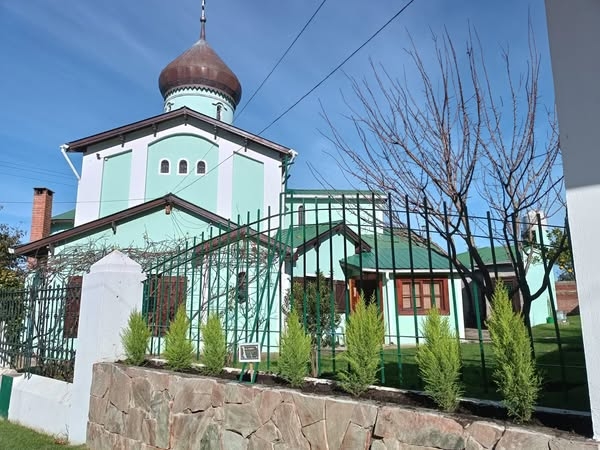 «Почему у вас на кресте косая перекладина?» Как живёт православная община в аргентинской Мар-дель-Плате