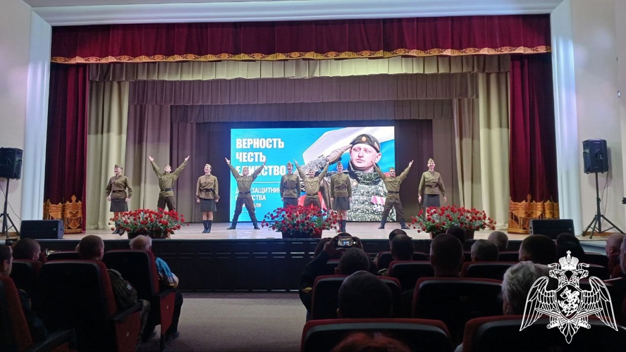 В Карачаево-Черкесии росгвардейцы приняли участие в торжествах ко Дню защитника Отечества