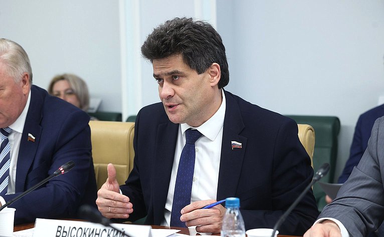 Александр Высокинский