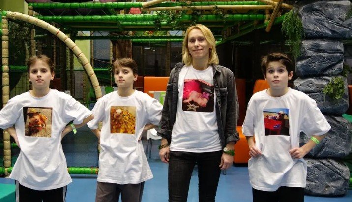 Звезда «Глухаря» Болтнева показала редкие снимки с сыновьями-тройняшками