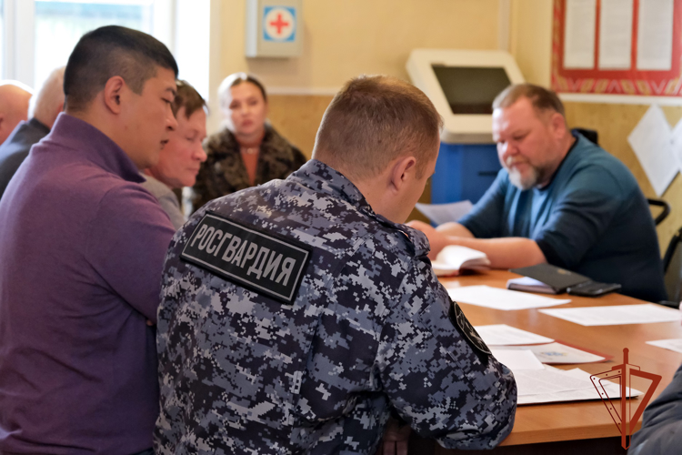 В Горно-Алтайске состоялось заседание координационного совета по взаимодействию с частными охранными организациями 