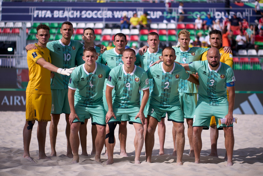Сборная Беларуси по пляжному футболу четвертая по итогам ЧМ в ОАЭ