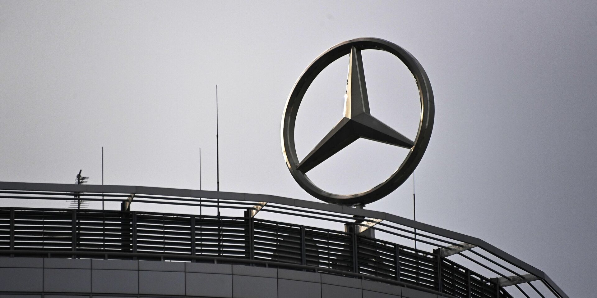 Дилерские центры Mercedes-Benz, Nissan и Kia в Москве - ИноСМИ, 1920, 01.09.2025