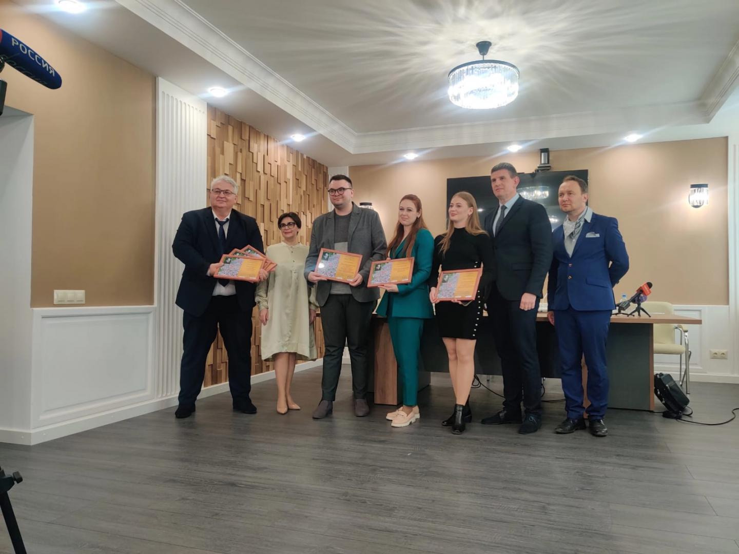 Руководителю курскстата шабановой л. Награждение журналистов курск. Гтрк курск сегодня. Гтрк курск. Гтрк курск сегодня.