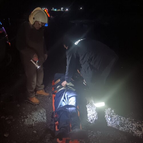 Погибшего доставали из машины инструментом: На трассе Оренбург - Самара произошло смертельное ДТП. Возбуждено уголовное дело