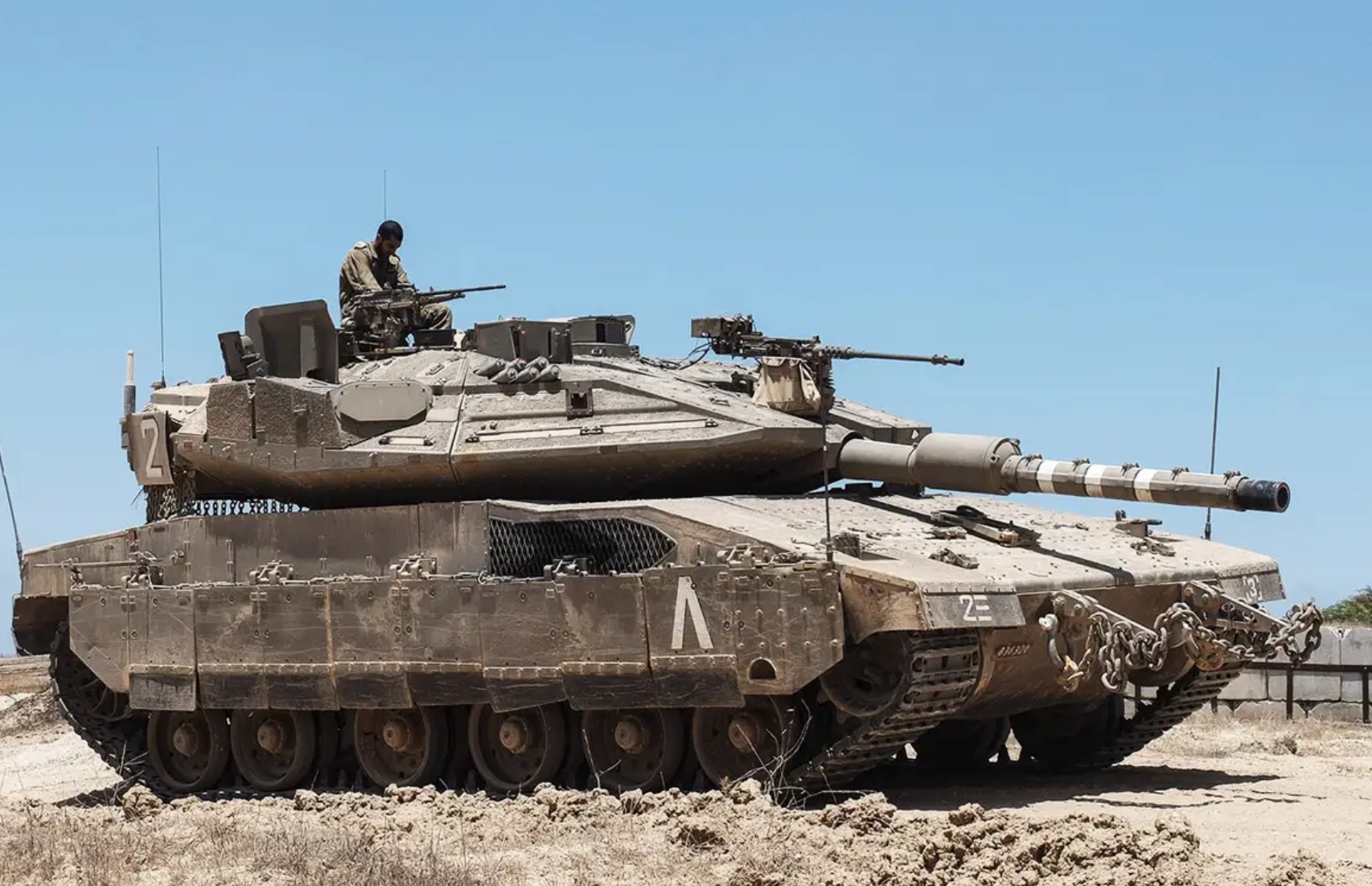Танк меркава - 2 d. Меркава-4 барак. Танк меркава 5 против т 90 видео. Танк меркава mk3. Хамас меркава.