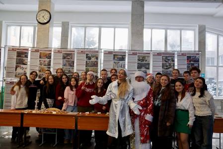 «В гостях у Деда Мороза»: студенты ИС КГАСУ подарили праздник и сделали доброе дело