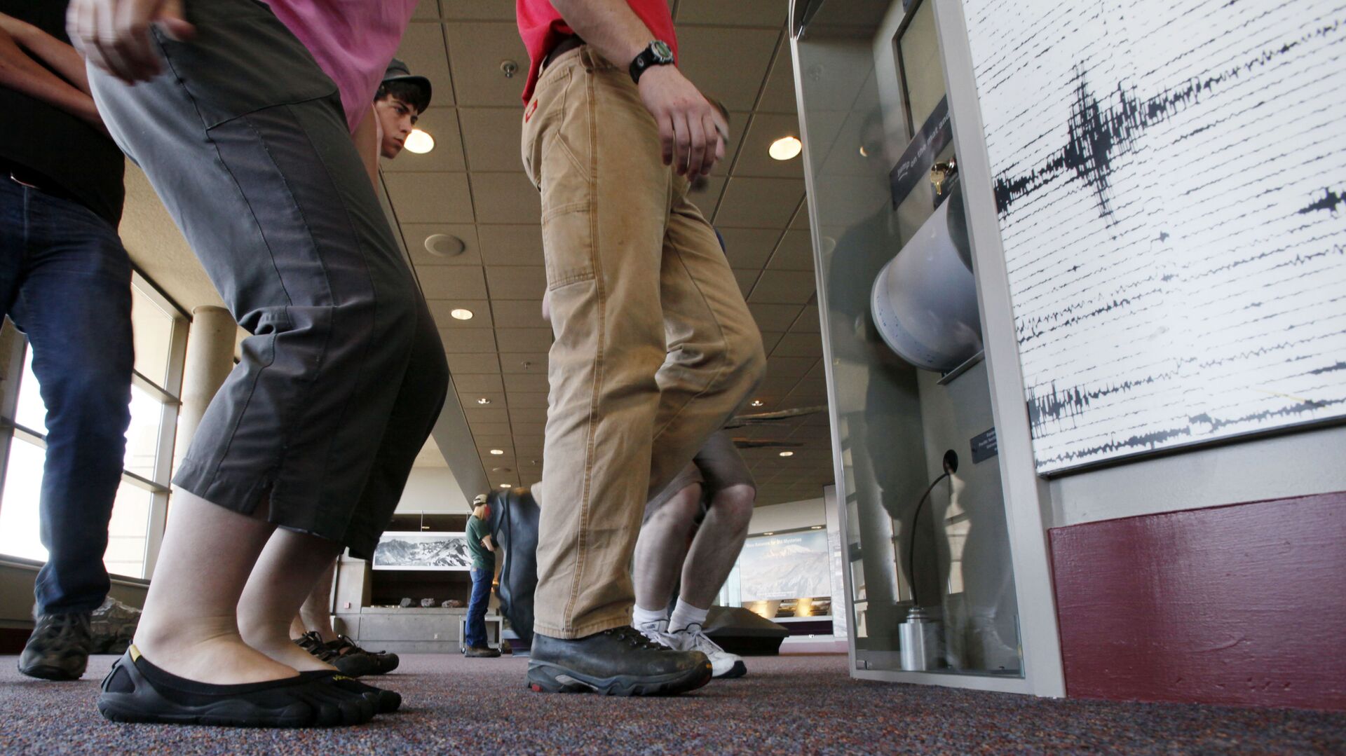 Выставка цифровых сейсмографов - Sputnik Азербайджан, 1920, 04.05.2025