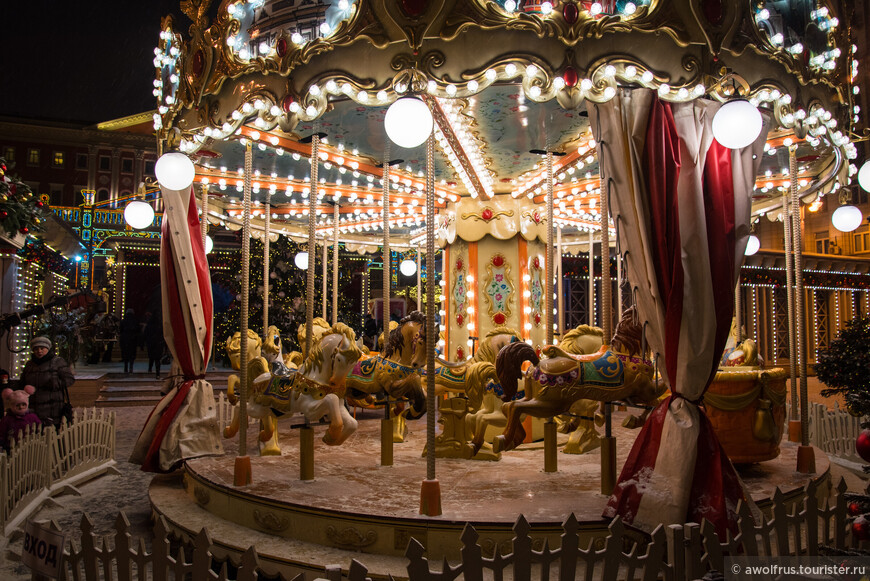 Новогодняя снежная Москва