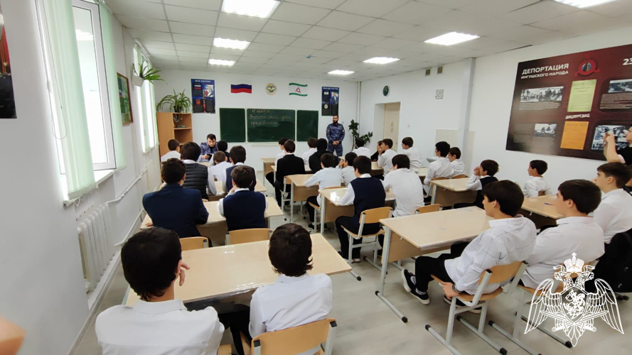 Росгвардия приняла участие в акции «День призывника» в Ингушетии