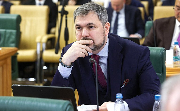 Заседание Совета по вопросам развития Сибири при Председателе Совета Федерации на тему «Сибирская экономика – от сырьевой к высокотехнологичной»