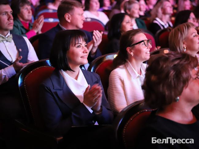 В Белгороде прошёл концерт, приуроченный ко Дню учителя - Изображение 3