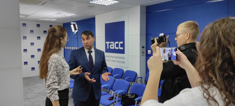 Интервью ректора СГУПС А.Л.Манакова в ТАСС перед Форумом Ассоциации ректоров транспотных вузов РФ и КНР.