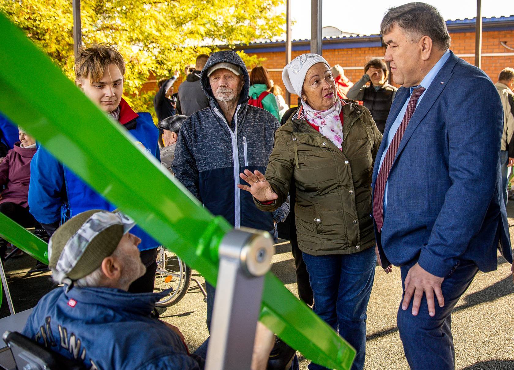 Таганрог новости. Открытие спортплощадки в Таганроге. Инициативная группа. Открытие стадиона в Турции. Новости Таганрога.