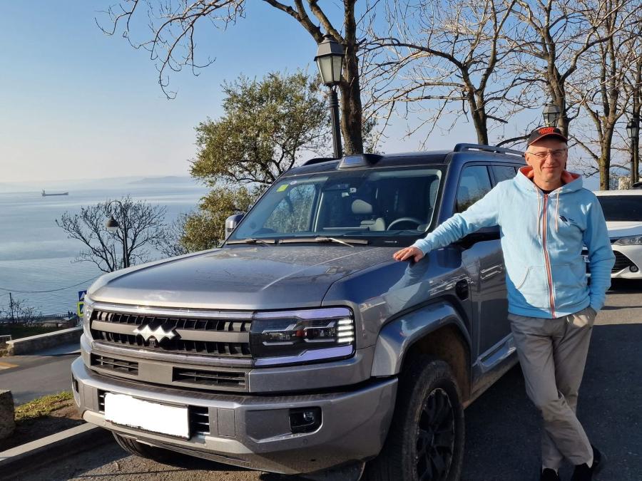 фото: из соцсетей Д. Алексеева | «Круче «Крузака». На что приморский миллиардер променял японский автомобиль