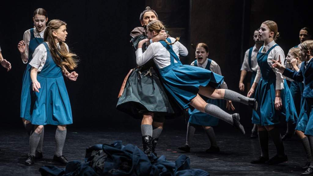 «Матильда»: музыкальное путешествие для всей семьи, полное света и храбрости