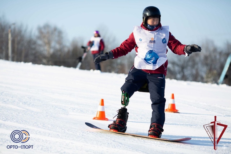 Сотрудник ОМОН «Кречет» стал победителем кубка «Орто-Спорт» по сноуборду