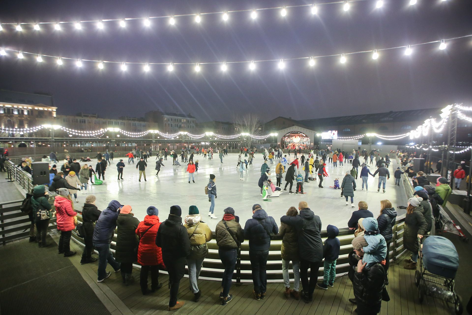 новая голландия санкт петербург каток