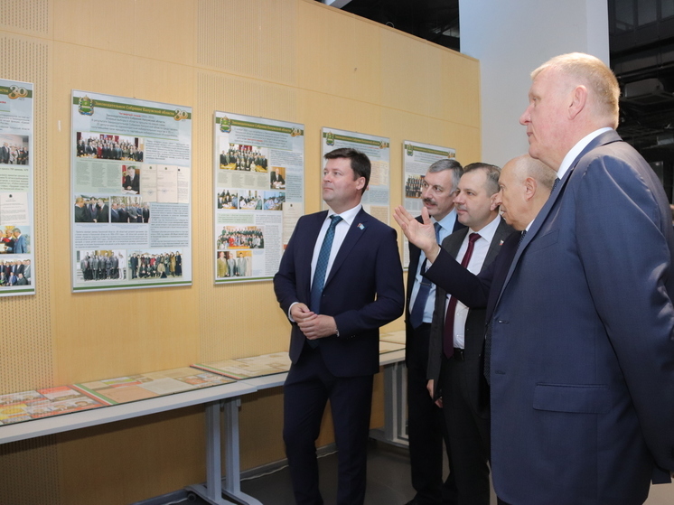 Заксобрание Калужской области встречает 30-летие