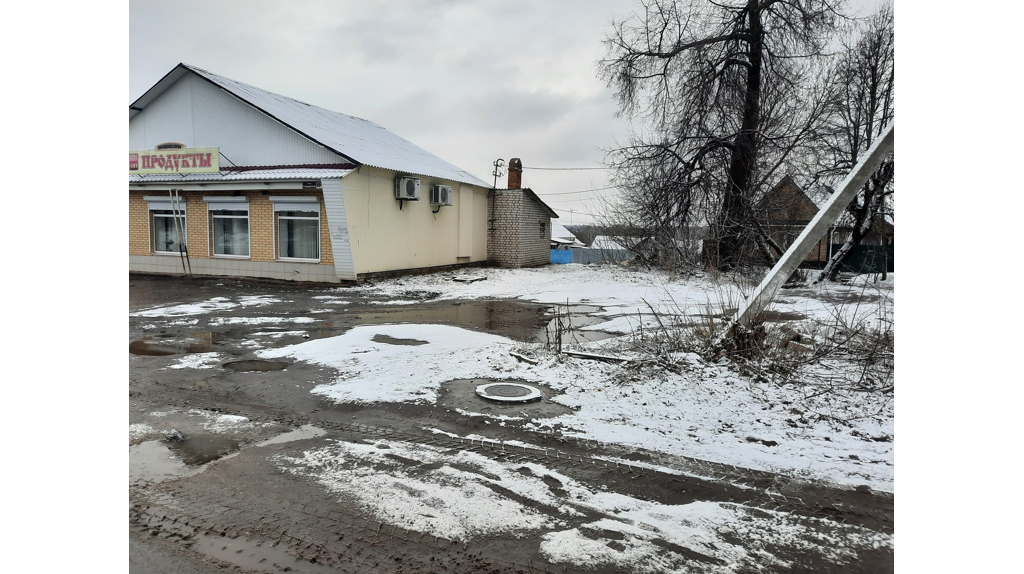 В Почепе прокурор через суд требует привести остановки в нормативное состояние