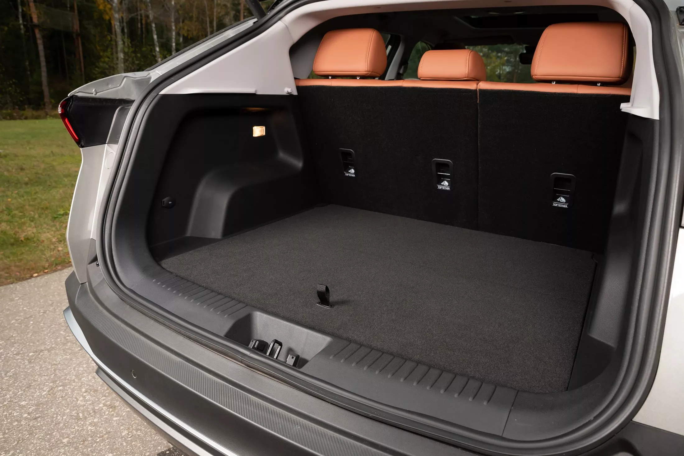 Chery arrizo 7 багажник. багажник хендай туссан 2021. Kia sportage 2023 салон. Geely emgrand 2023 багажник. багажник 2023.