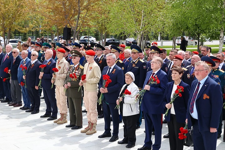 У подножия Мамаева кургана открыли вторую очередь мемориала «Рубеж Сталинградской доблести»