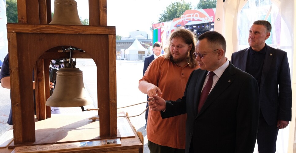 Министру строительства показали в Великом Новгороде 4 крупных объекта и Колоколоград