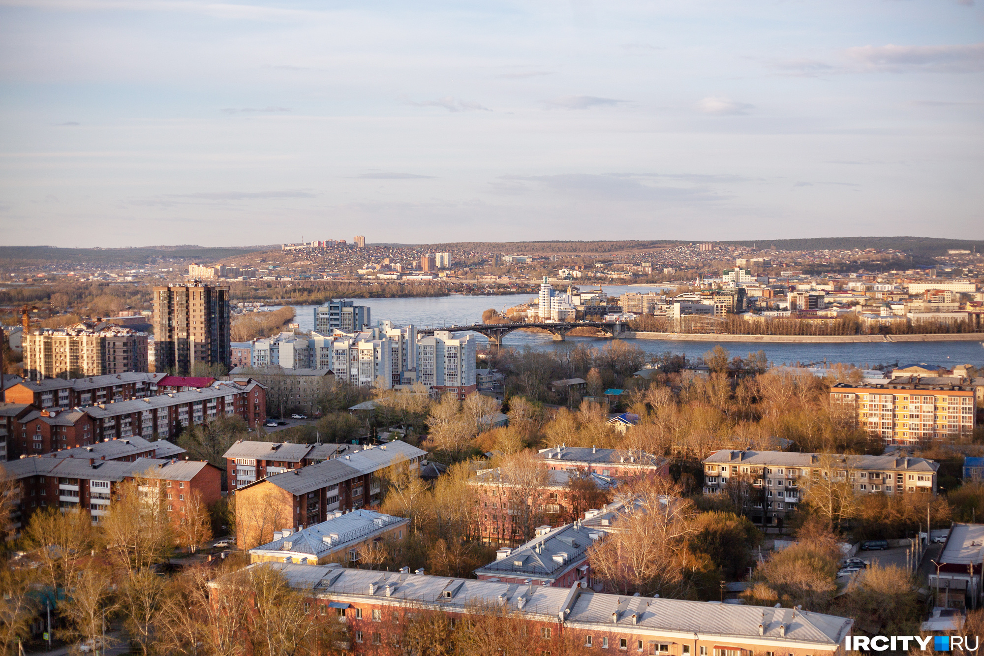 Академгородок иркутск. Иркутск. Левый берег Украина. Левый берег реки. Иркутск сейчас фото.