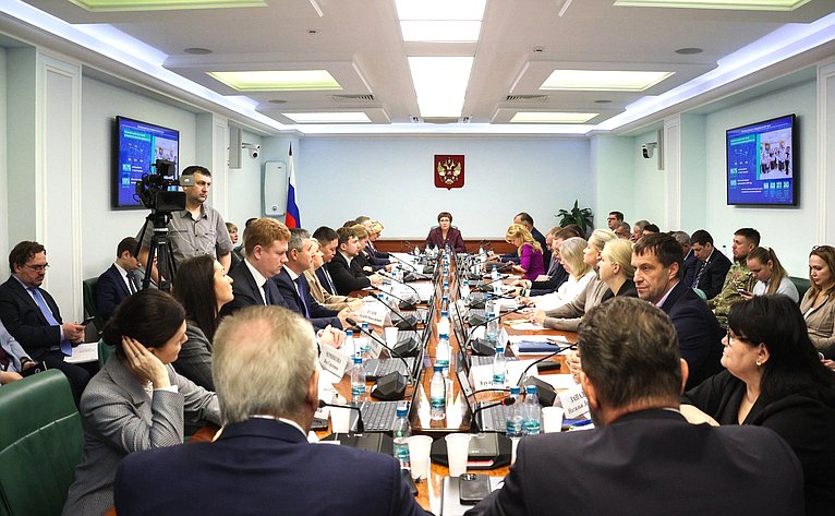 Расширенное заседание Комитета Совета Федерации по социальной (в рамках Дней Ханты-Мансийского автономного округа – Югры в Совете Федерации)