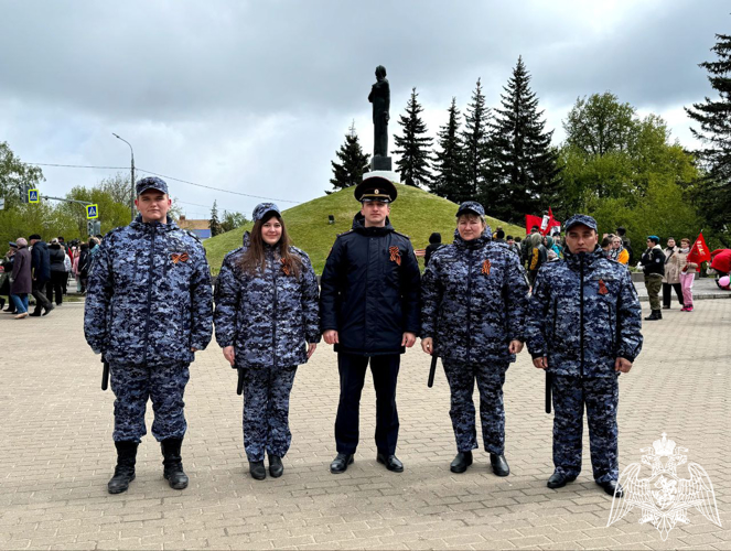 Росгвардейцы обеспечили безопасность во время праздничных мероприятий в Калужской области