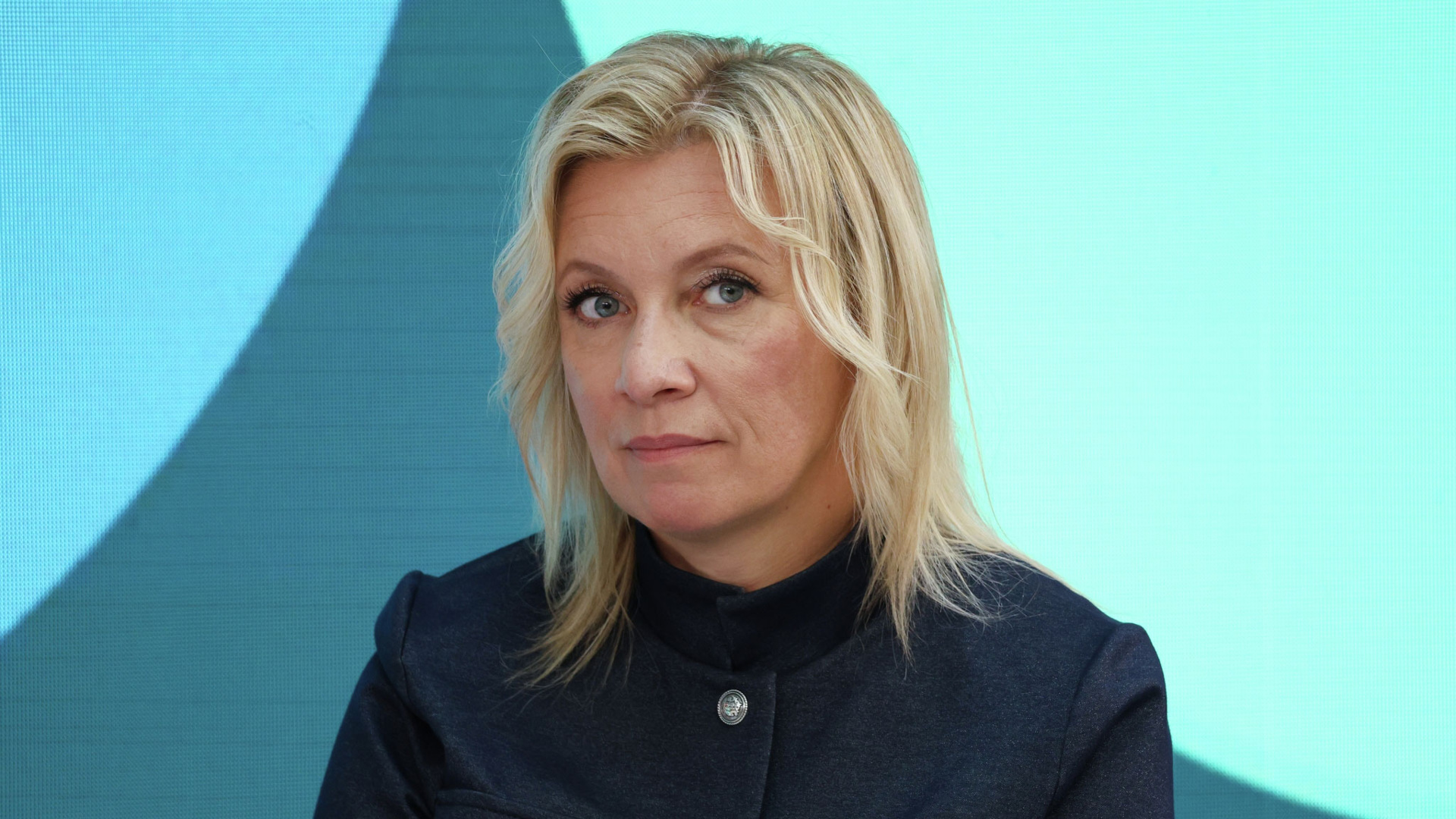 Захарова объяснила причину ненависти Латвии к России