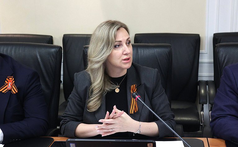 Расширенное заседание Комитета СФ по Регламенту и организации парламентской деятельности (в рамках Дней Волгоградской области в Совете Федерации)