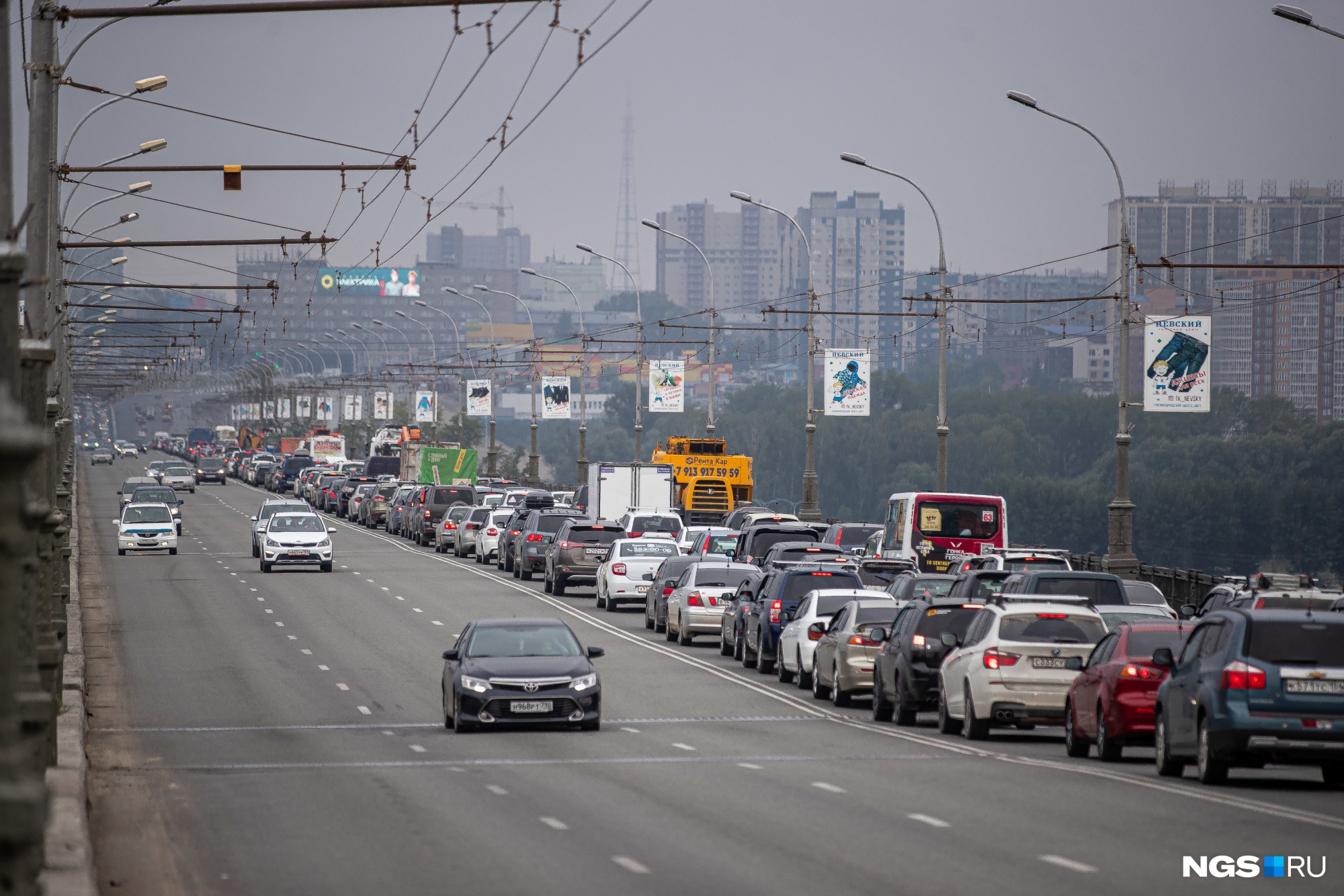 октябрьский мост в новосибирске
