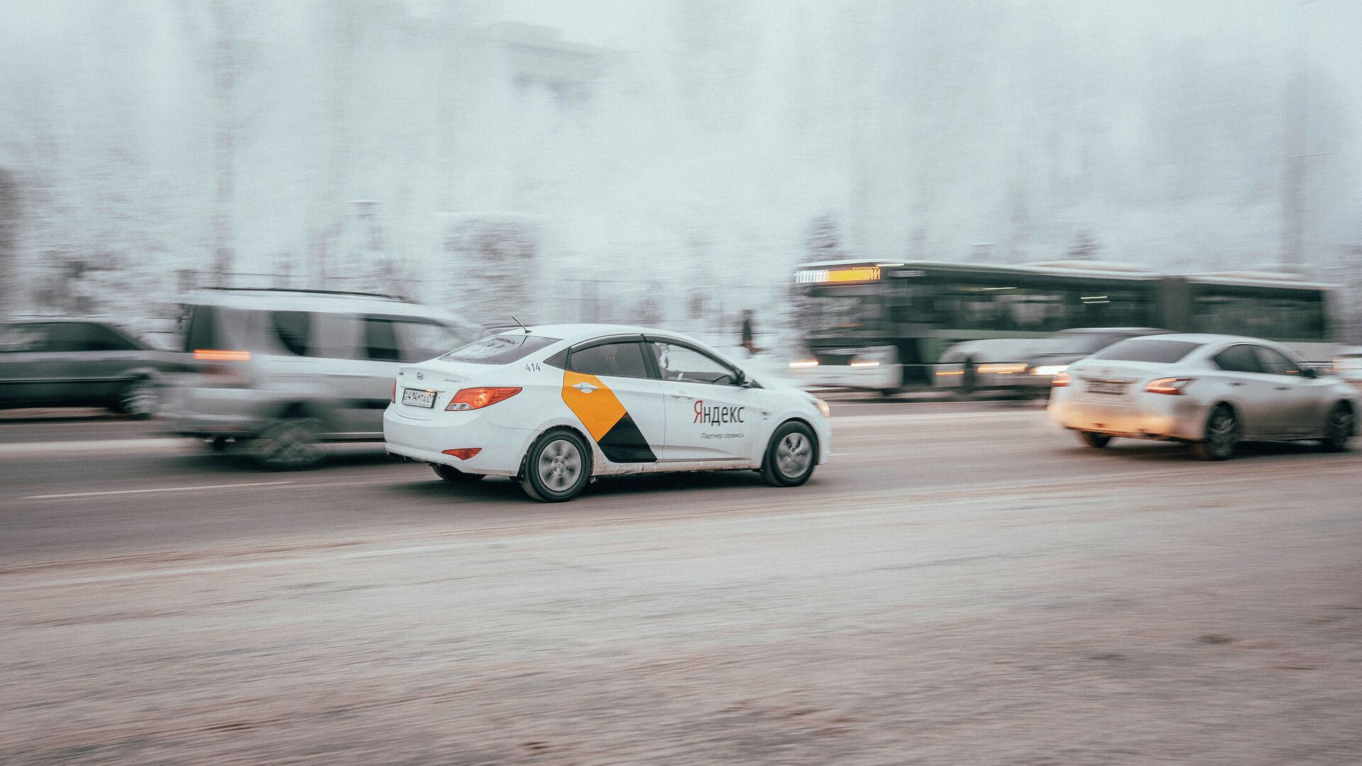 Таксист казахстан. Официальное такси Астана.