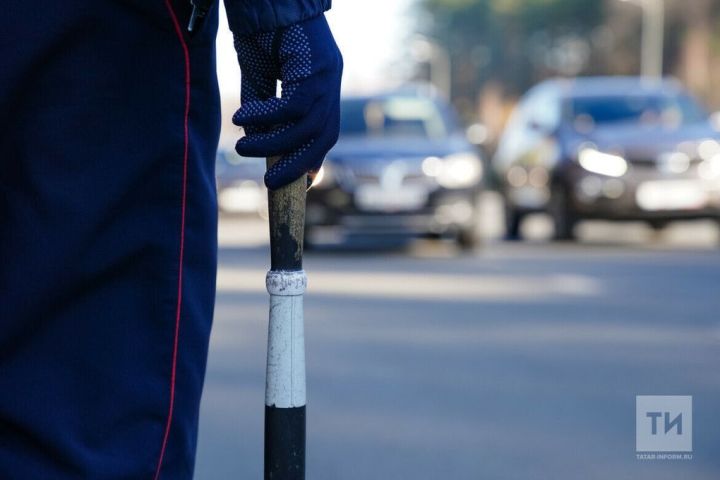 В Казани подросток пытался скрыться от ГАИ на питбайке
