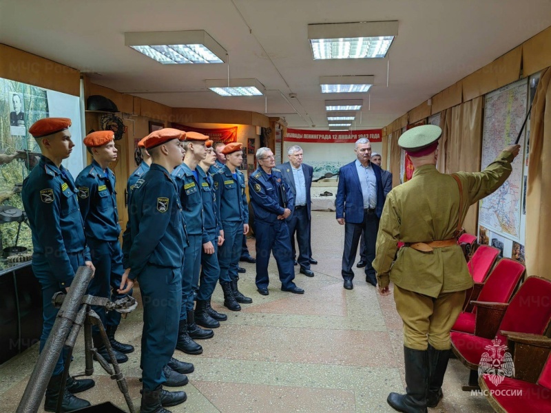 Киров посетил прeдседатель Поволжского Совета ветеранов пожарных и спасателей