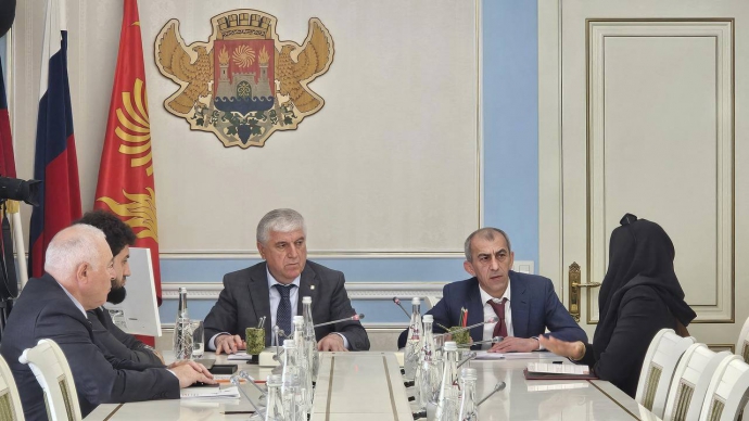 Руслан Алиев и Юсуп Умавов провели приём граждан