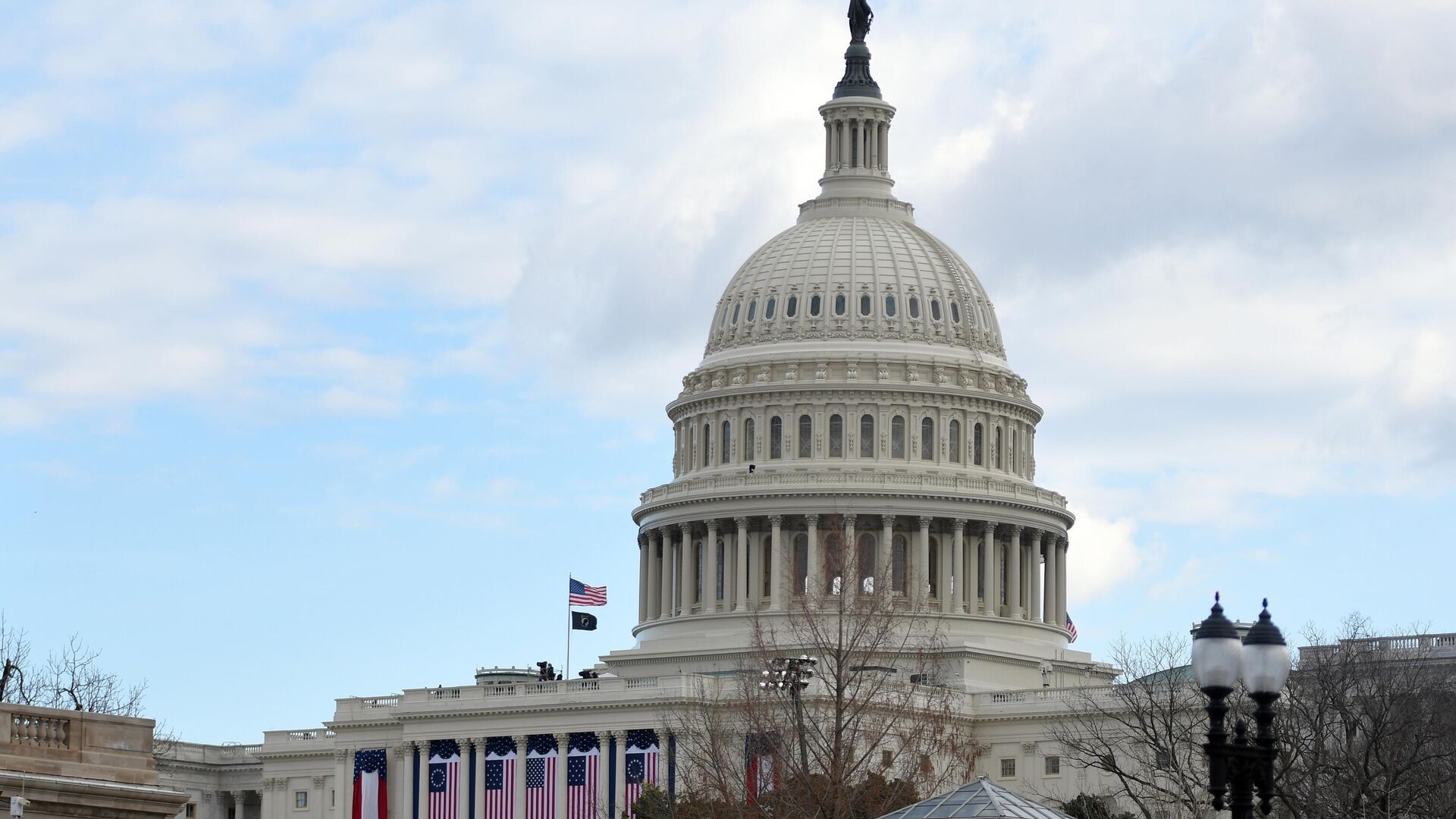 Здание Капитолия в Вашингтоне - Sputnik Грузия, 1920, 19.09.2025