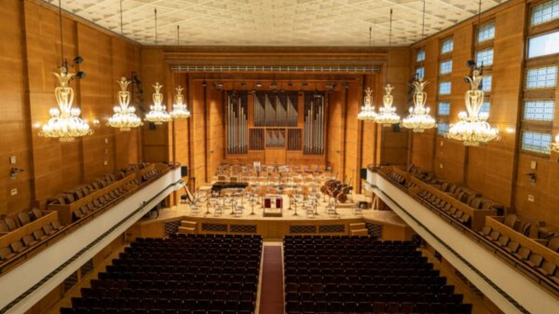 Четверо россиян примут участие в вокальном конкурсе 