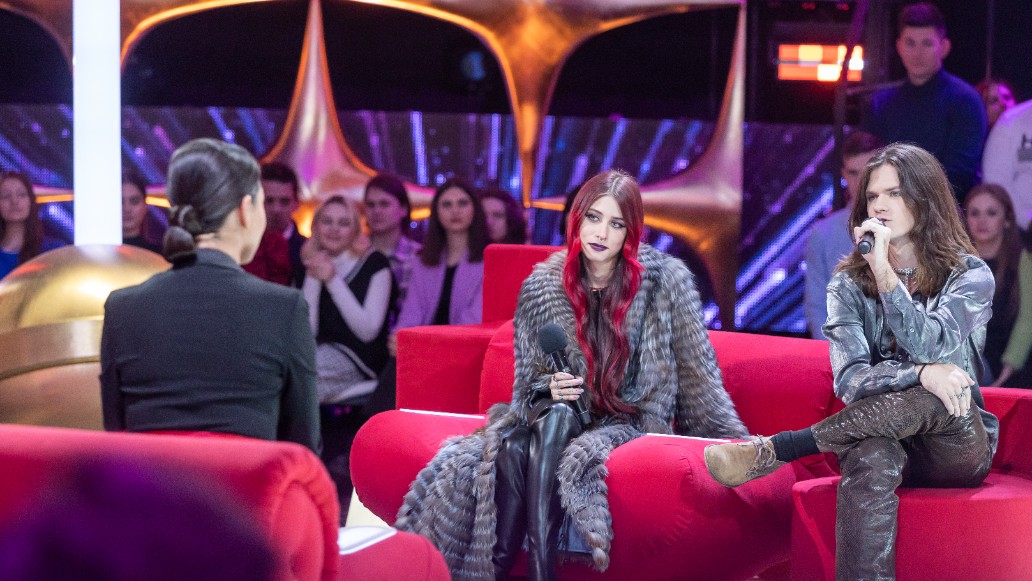 бузова и батрутдинов в камеди клаб. шоу на тнт с дибровым новое бузовой. шоу на тнт с дибровым новое бузовой. жюри танцы на тнт. шоу на тнт с дибровым новое бузовой.