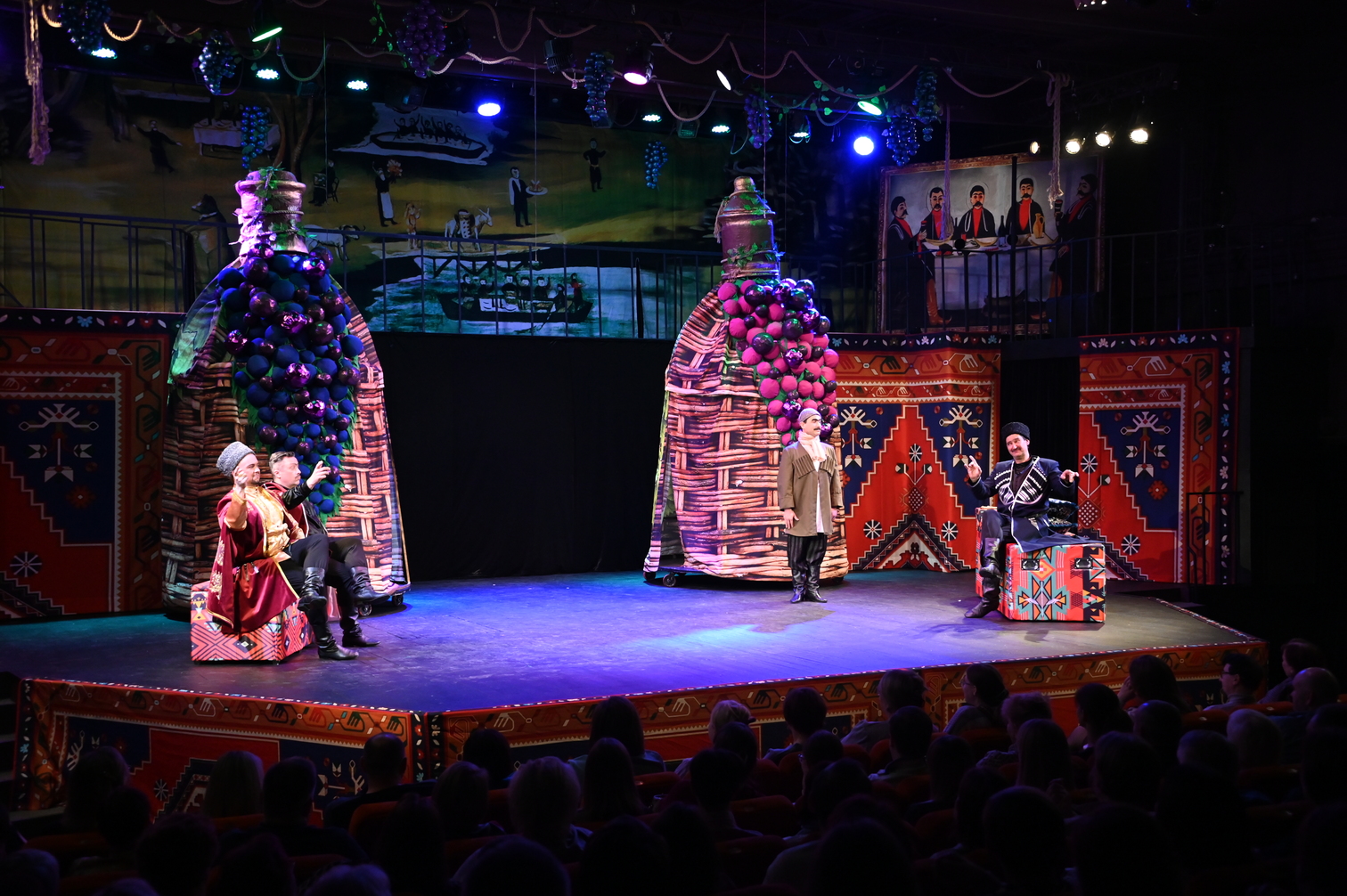 В камерном сыграли «Хануму»