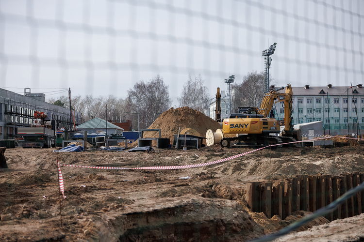 На базе продолжаются работы
