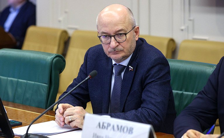 Олег Цепкин