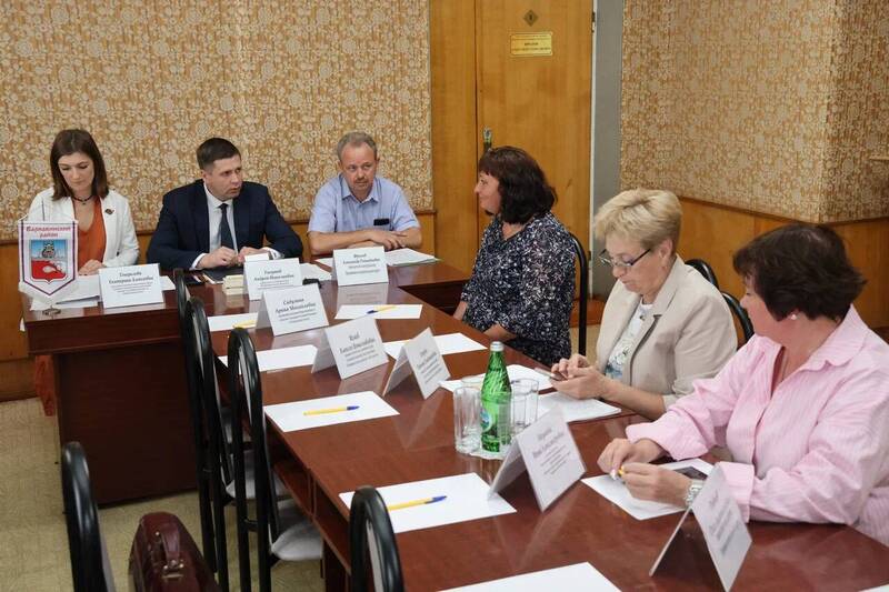 Андрей Гнеушев провел выездное заседание межведомственной комиссии по поддержке участников СВО в Варнавинском округе