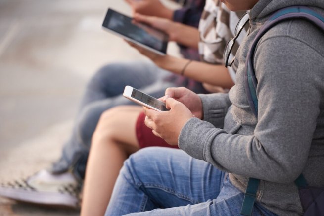 Число владельцев смартфонов на Android в России больше, чем iPhone